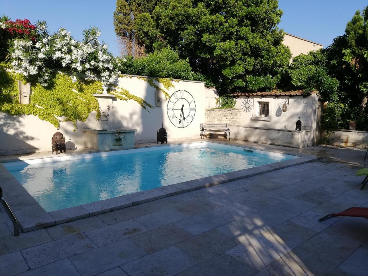Ferienwohnung Calenco Des Carlenes Tarascon Exterior foto